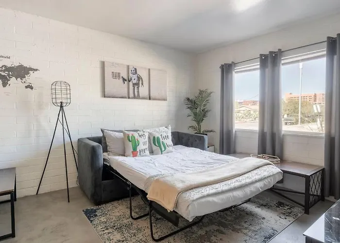 2br 6 Min To Uofa Bbq, Sunshine & Cozy Vibes! *