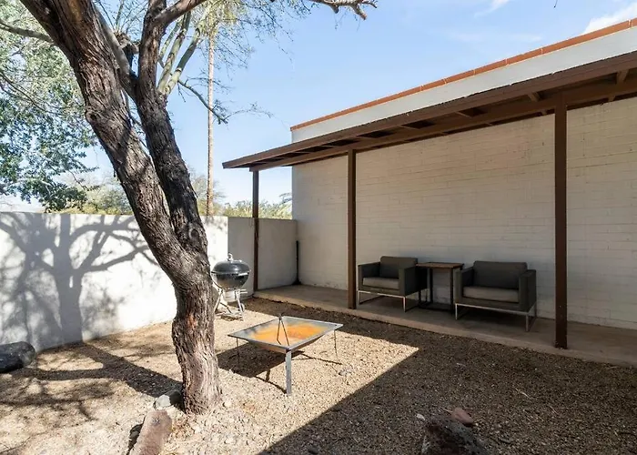 2br 6 Min To Uofa Bbq, Sunshine & Cozy Vibes! Apartment