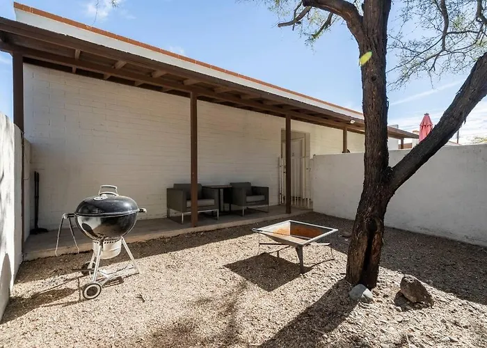 2br 6 Min To Uofa Bbq, Sunshine & Cozy Vibes! Apartment *