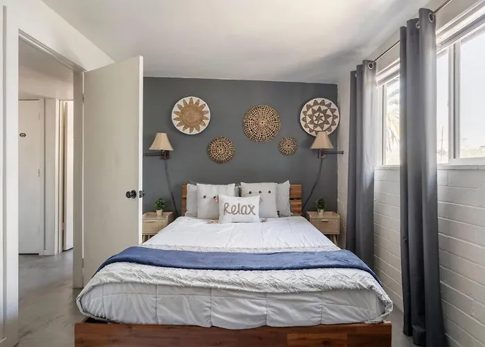 Apartment 2br 6 Min To Uofa Bbq, Sunshine & Cozy Vibes! *